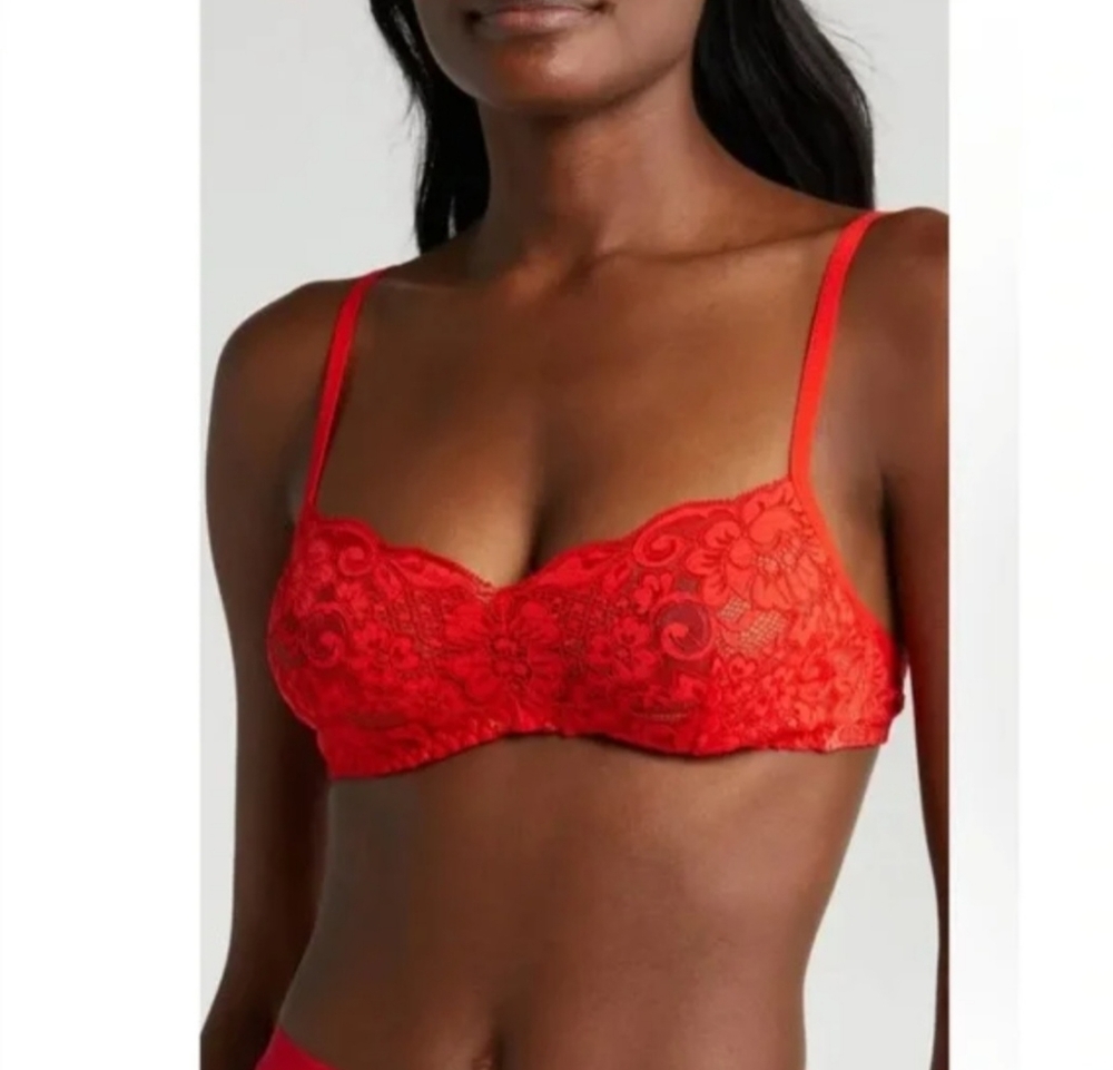 We Are HAH Free People Red Lace‎ Hook Up Bra Lingerie Sizes 30-38B